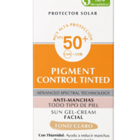 Bloqueador Eucerin pingment control tinted